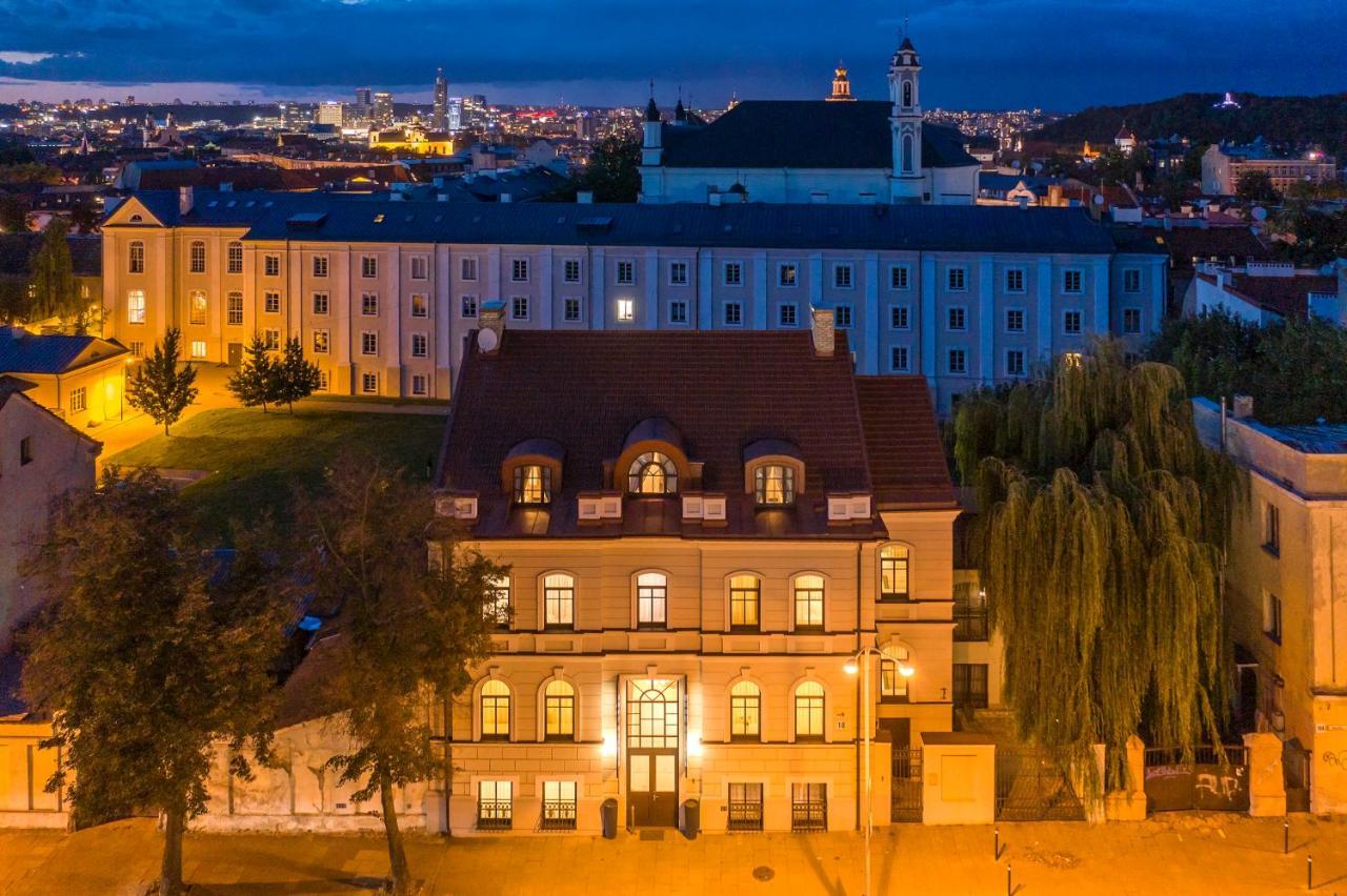 Moon Garden Hotel VNO Buitenkant foto