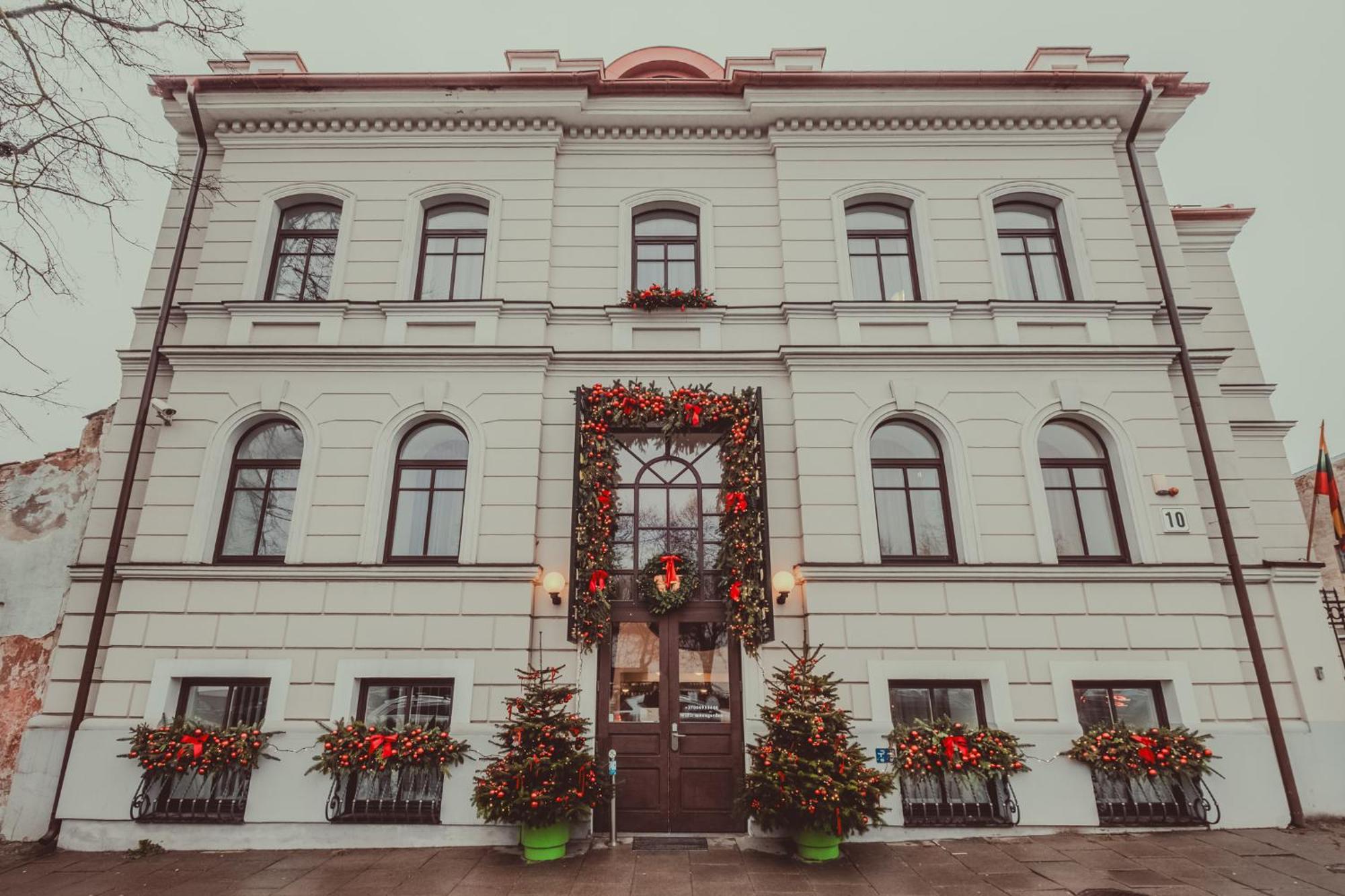 Moon Garden Hotel VNO Buitenkant foto
