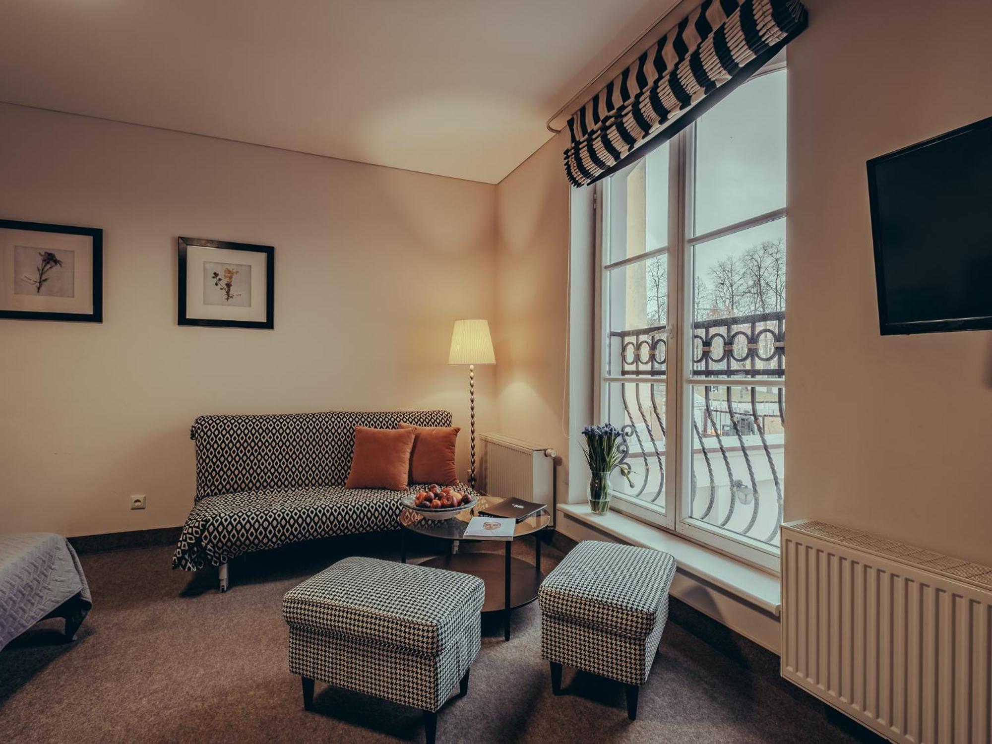 Moon Garden Hotel VNO Buitenkant foto